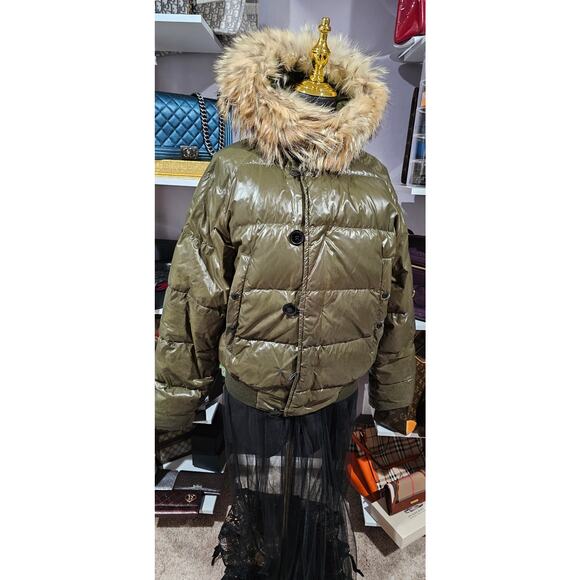Moncler Down Hooded Jacket with Genuine Fur Olive Green - Picture 9 of 16